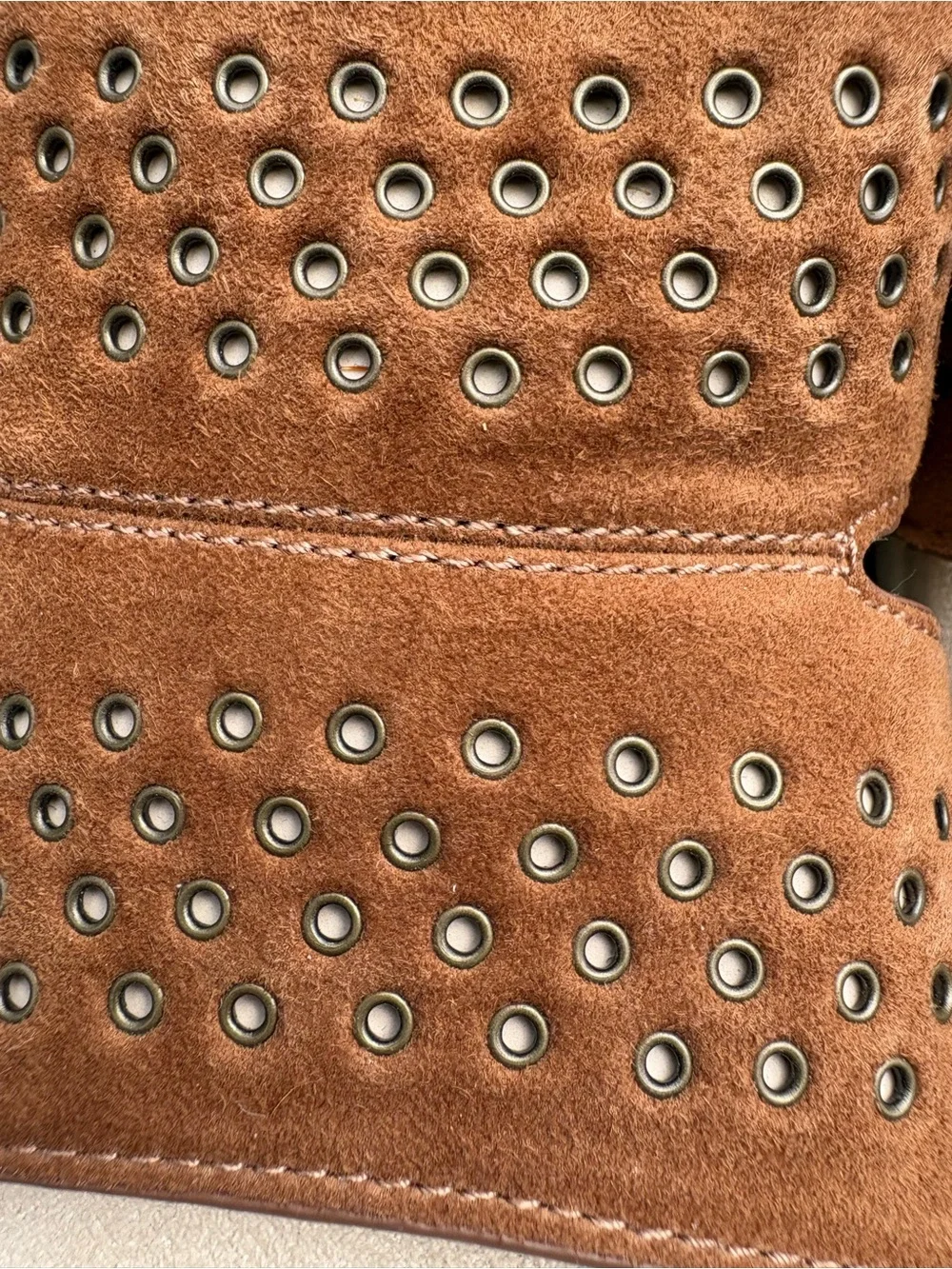 Leather Spenco Women's Brown Slide Sandals with Stud Accents size 10